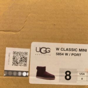 Purple classic Mini Uggs size 8